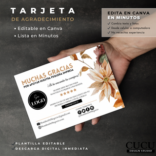Mano sosteniendo tarjeta de agradecimiento floral editable en Canva con espacio para logo y redes sociales / Hand holding editable floral thank you card Canva template with space for logo and social media
