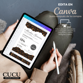 Plantilla de tarjeta de agradecimiento editable en Canva mostrada en una tablet, sostenida por una persona, demostrando cómo editar el diseño fácilmente desde celular, computadora o tablet justo después de la compra / Editable thank you card template displayed on a tablet held by a person, showing how to easily edit the design from phone, computer, or tablet immediately after purchase