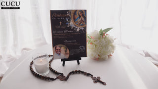 Video de plantilla funeral editable en Canva con Virgen de Guadalupe, invitación católica elegante, ejemplo impreso con vela y rosario, descarga digital / Editable funeral template video in Canva, Catholic memorial card with Virgin Mary, printed example display, instant download